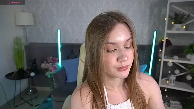 Freechat FoxyyKate on StripChat
