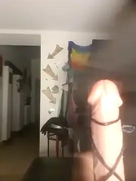Freechat freyamoret on StripChat