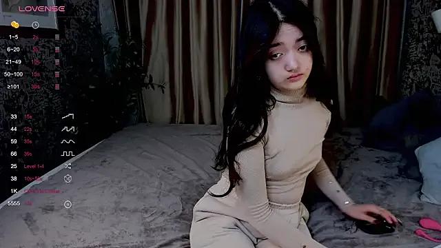 Freechat FreyaRaya on StripChat