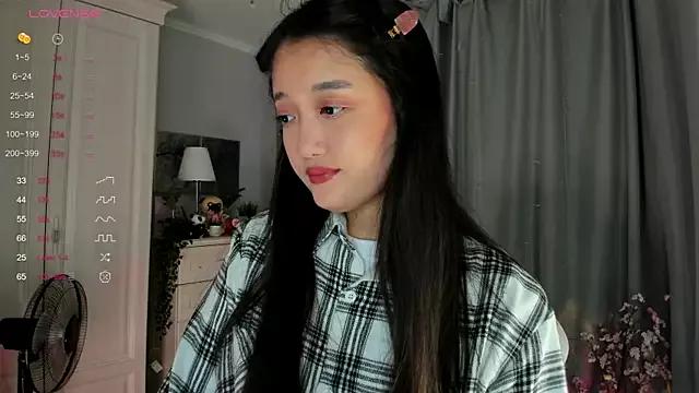 Freechat FreyaRaya on StripChat