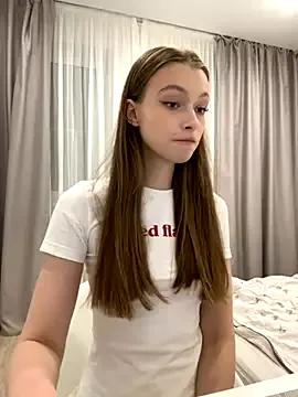 FriendlyFire_18 — show my full outfit