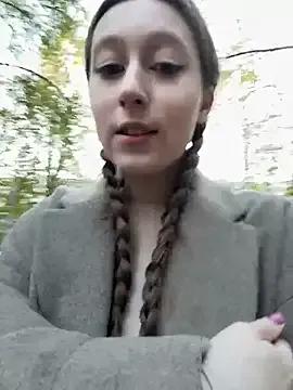 FroggyAnna — Freechat on StripChat