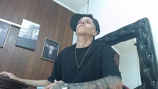 Freechat GaboReyes on StripChat