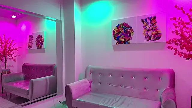 Gabriela_milani — Oil in ass + 7 squats 