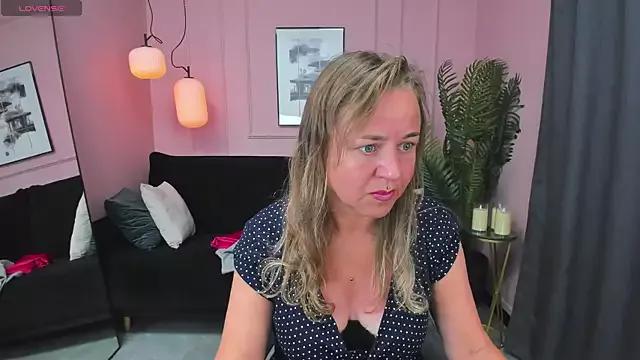 Freechat GabrielGold on StripChat