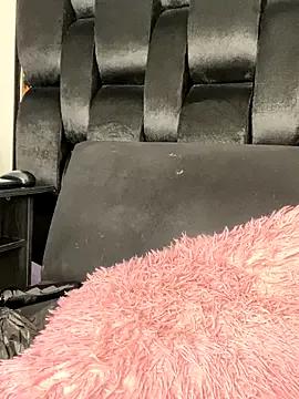 Gabrielle_Sexy94 — squirt+ lats tip 5 min control machine