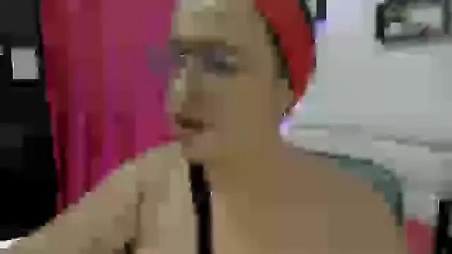 Gia_Nahomi — mostrar lenceria