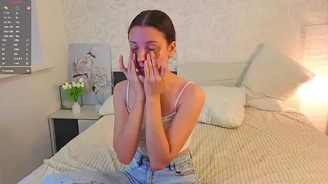 GiseleLamos — Make me smile