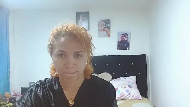 Freechat giuliana_andrade on StripChat