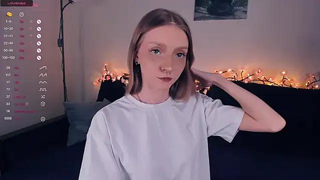 StripChat Golden_dawn is Private Golden_dawn — take off bra