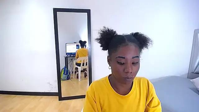 Freechat goldenn_ass1 on StripChat