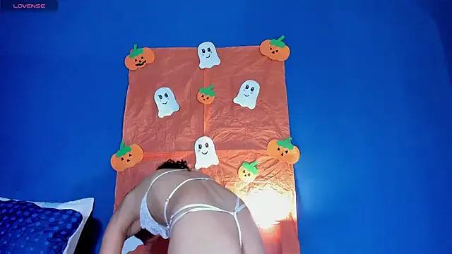 Grettel_w — Fingers play ass
