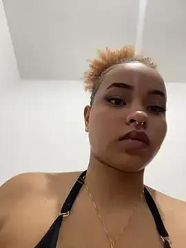 guinness_cp — peladinha e me masturbo 