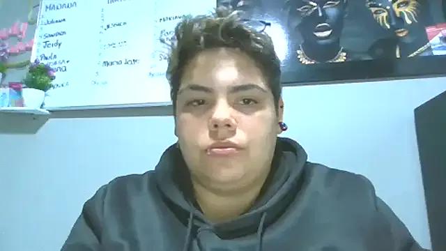 Hailey_Curvy —  DANCE SEXY AND NAKED 