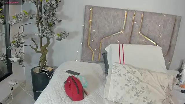 Freechat haileystone on StripChat