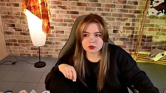 HaleySun — motivation to finish nails today :)