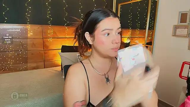 hanna_kimura on StripChat 