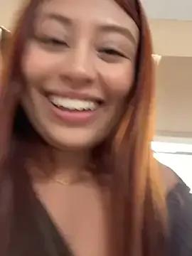 Hanna_miss — Dedos en el bao