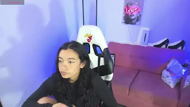 hannaa_as on StripChat 