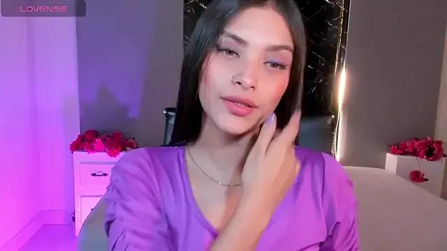 Hannacooper3 — Sexy dance in a purple outfit