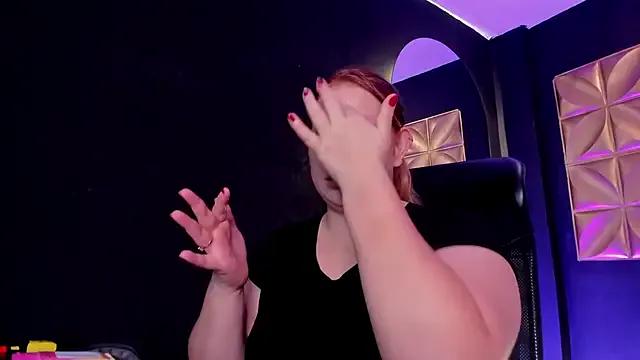 hannamartinn — PLAY WITH MY BIG DILDO