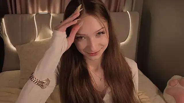 HarrietBulmer on StripChat 