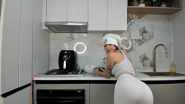 Hellen_coy on StripChat 
