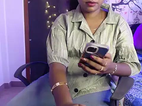 Hey___Seetha — Split on boobs