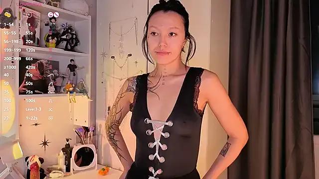 StripChat HiroKumo is Freechat HiroKumo — Play with my boobs close to cam