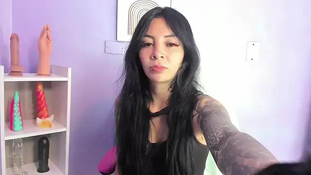 Freechat Hiyakasudere on StripChat