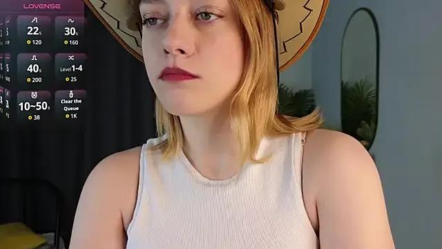 HollieCollelo — suck Chupa Chups