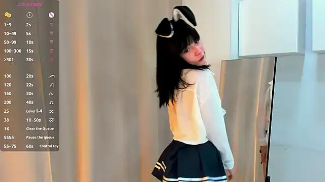 Freechat Honeey_Beee on StripChat