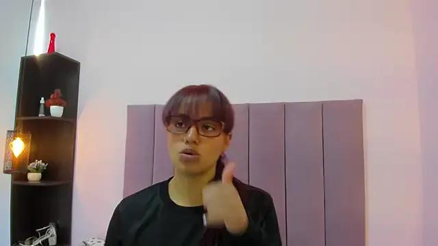 HoollyHendrix — fingers in my pussy Until I run