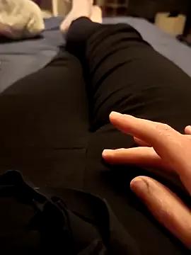 Horny_mummy — Zieh die Hose aus mummy! LT GET VID