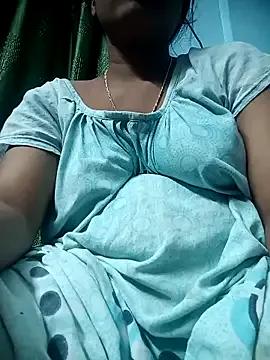 hot-naina4 — Freechat on StripChat