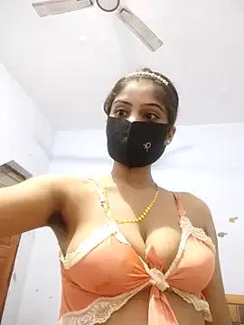 StripChat Hot-Soniya733 is Freechat Hot-Soniya733 — Boobs Oil in public