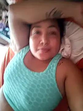Freechat hotcougarxx on StripChat