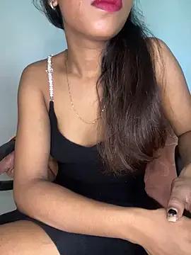 hottiexxxmexxx — Show my boobs