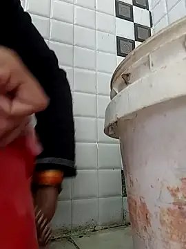 Hotty-Nidhi on StripChat 