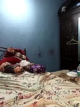 HottyOlly — Help me