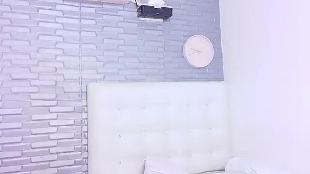 Hungry_pussy18 — full naked