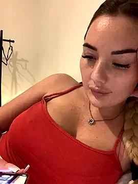 hyoungxx1 — Freechat on StripChat