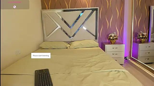 StripChat iam_nicolle is Freechat iam_nicolle — DOGGY + SPANKS