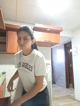 IAM_SARAH — Freechat on StripChat