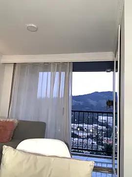 ImAlicee — Anal plug + oil ass