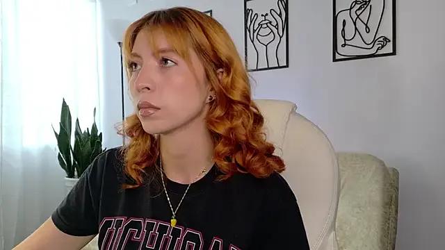 imsienna_bellucci — Lush on : Goal: show boobs