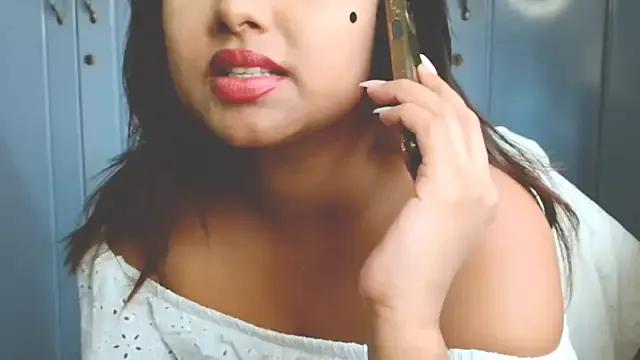 Freechat Indian_GlowingMiax on StripChat