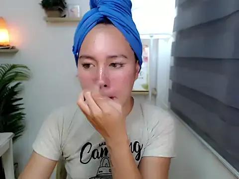 Innocent_katty — lets cum togethere