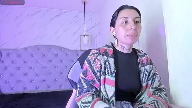 Iris__77 — Slow striptease
