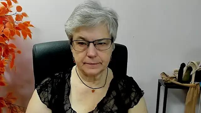 Freechat IrisDream on StripChat